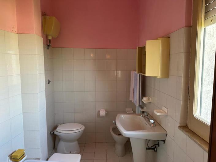 Image No.24-Propriété de 4 chambres à vendre à Penne