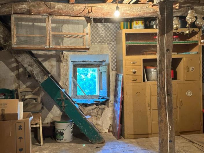 Image No.24-2 Bed House for sale