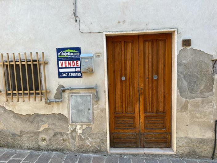 Image No.7-2 Bed House for sale