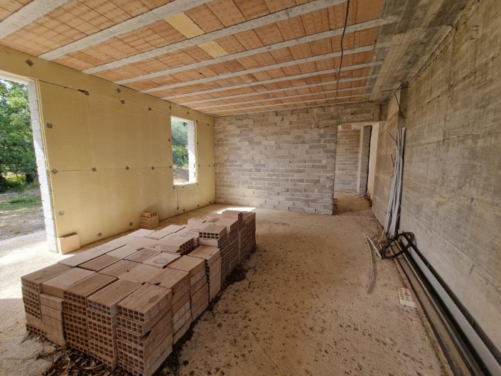 Image No.16-1 Bed House for sale