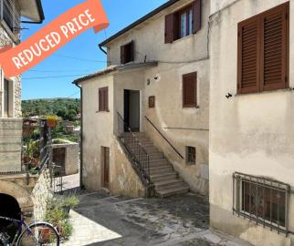 1 - Roccamorice, House