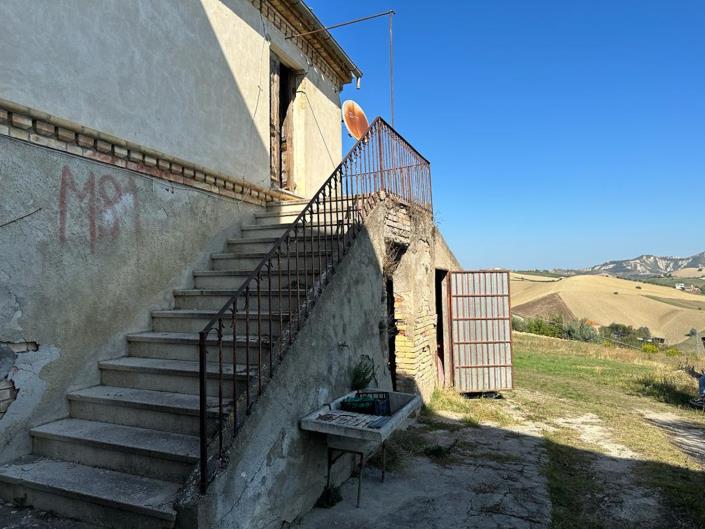 Image No.5-Maison de campagne de 3 chambres à vendre à Montefino