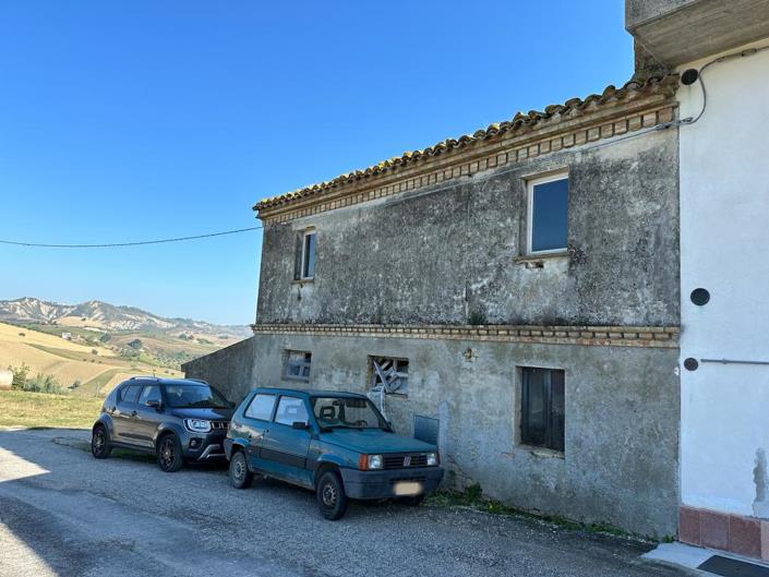 Image No.21-Maison de campagne de 3 chambres à vendre à Montefino