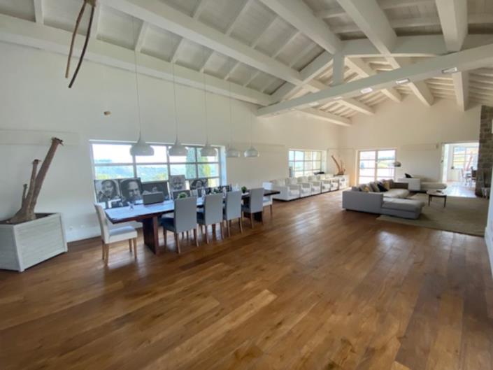 Image No.9-8 Bed Villa / Detached for sale