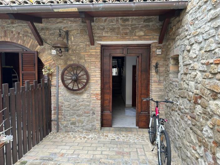 Image No.5-Maison de 4 chambres à vendre à Alanno