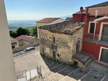 1 - Pietranico, House