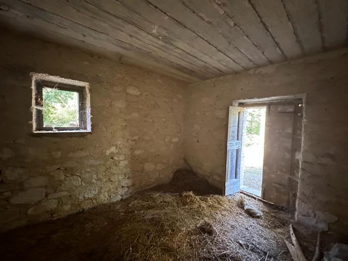 Image No.27-3 Bed Cottage for sale