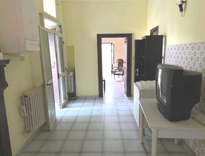 Image No.4-2 Bed House for sale