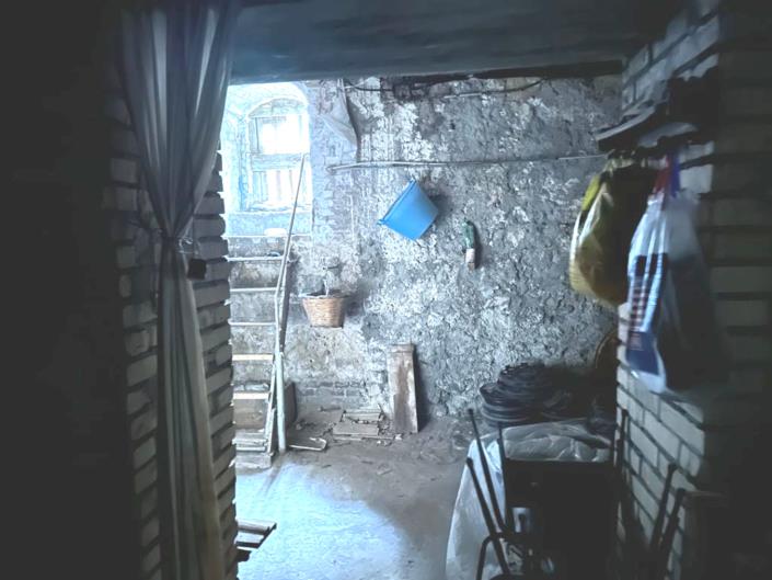 Image No.18-2 Bed House for sale