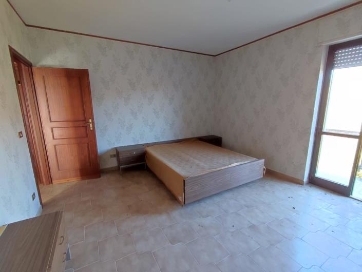 Image No.13-3 Bed Apartment for sale