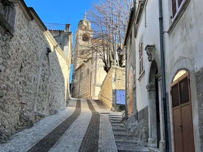 Image No.2-1 Bed House for sale