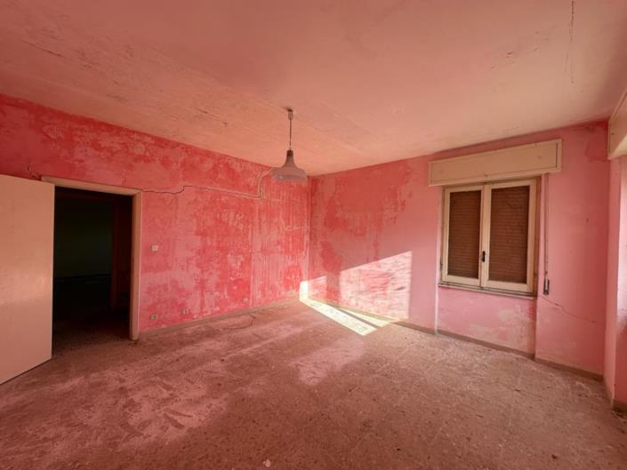 Image No.36-2 Bed Cottage for sale