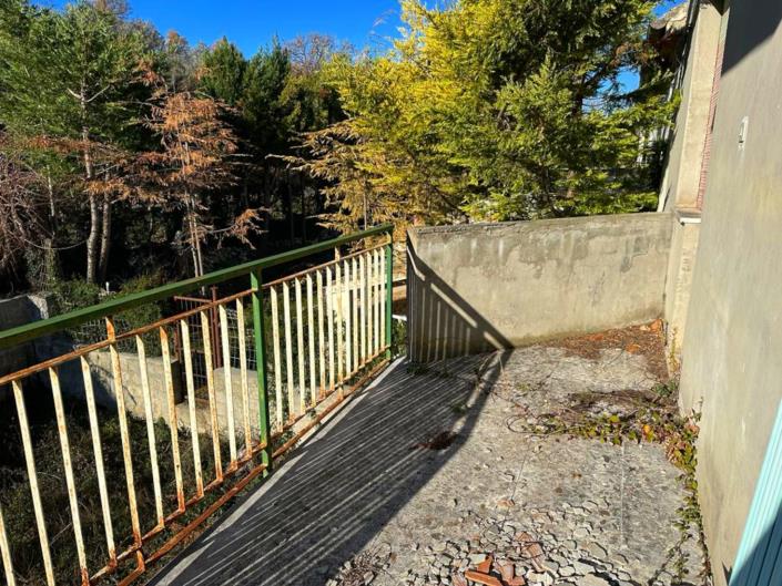 Image No.39-2 Bed Cottage for sale