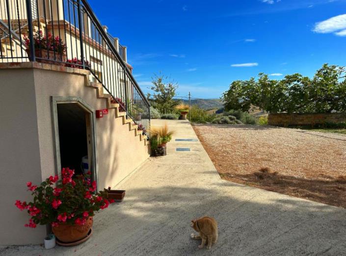 Image No.2-4 Bed Villa / Detached for sale