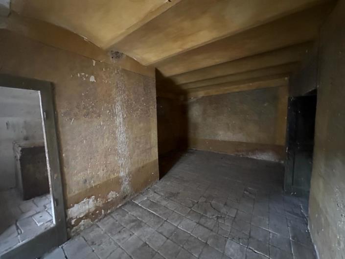 Image No.18-1 Bed House for sale