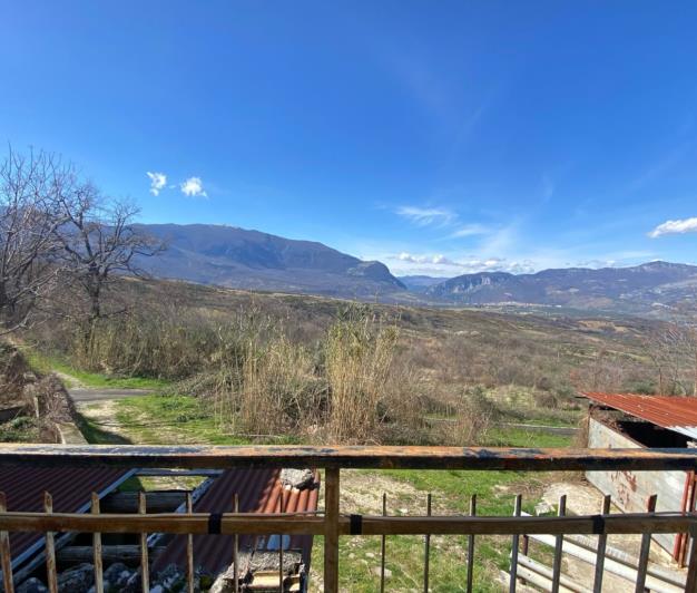 Image No.12-2 Bed House for sale