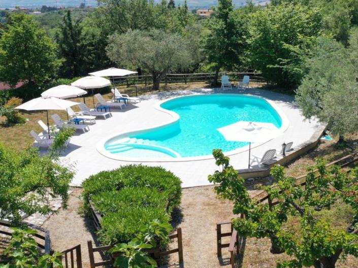 Image No.3-Ferme de 10 chambres à vendre à Teramo