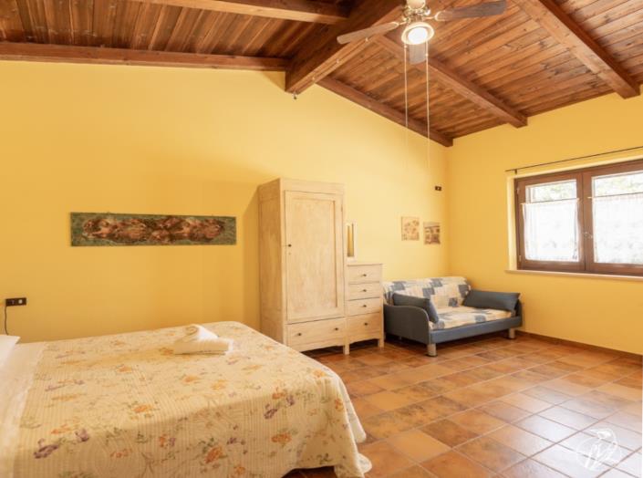 Image No.22-Ferme de 10 chambres à vendre à Teramo