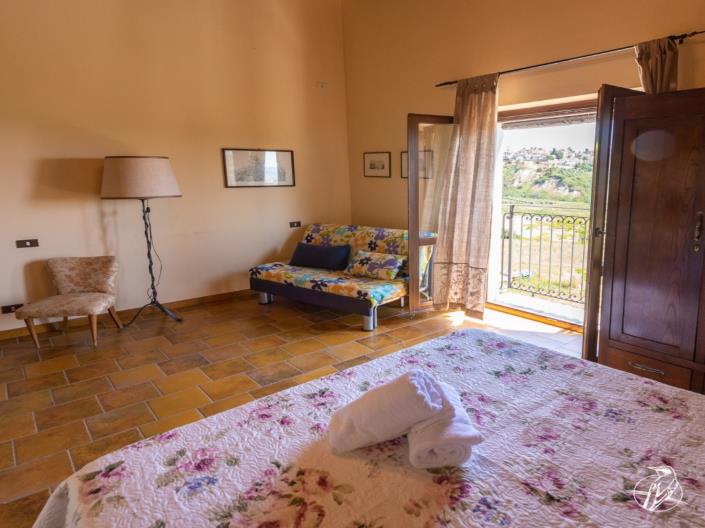 Image No.33-Ferme de 10 chambres à vendre à Teramo