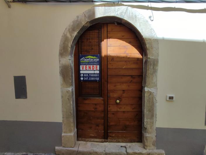 Image No.5-3 Bed Property for sale