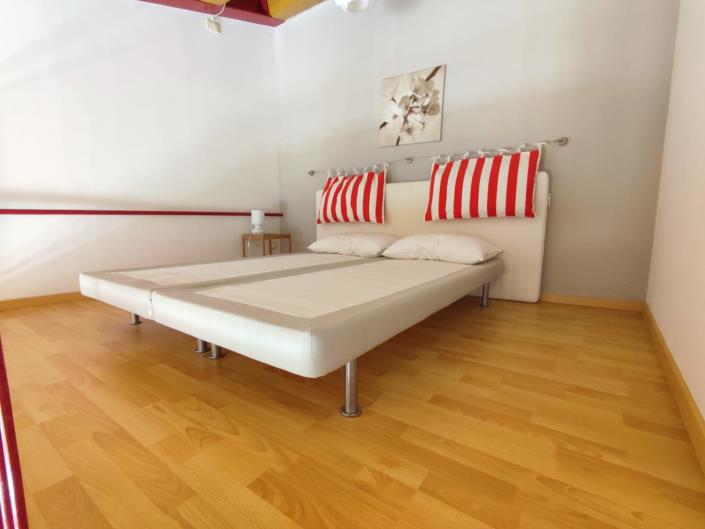 Image No.14-3 Bed Property for sale