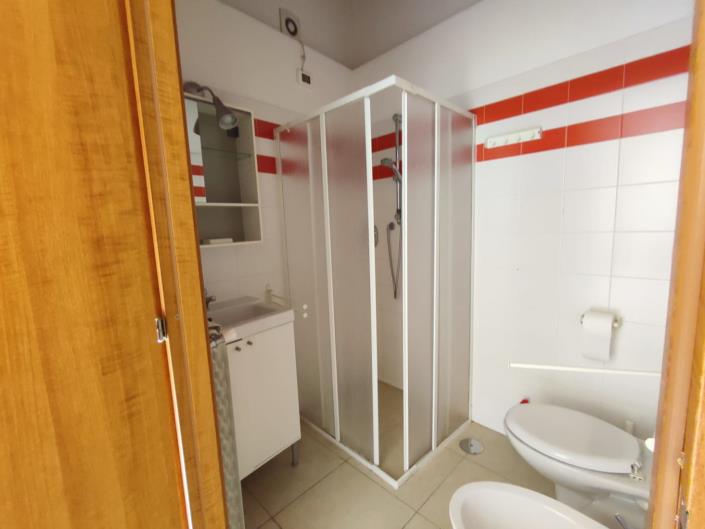 Image No.22-3 Bed Property for sale