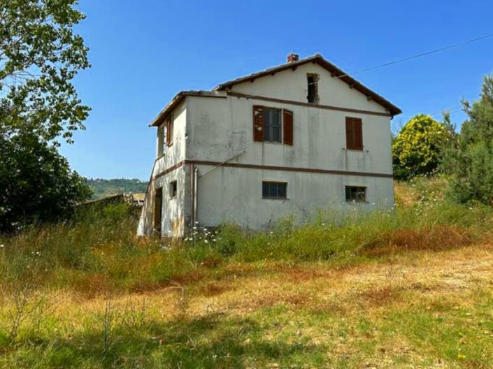 Image No.26-2 Bed Cottage for sale