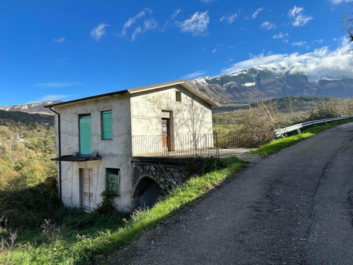 Image No.3-Villa / Détaché à vendre à Caramanico Terme