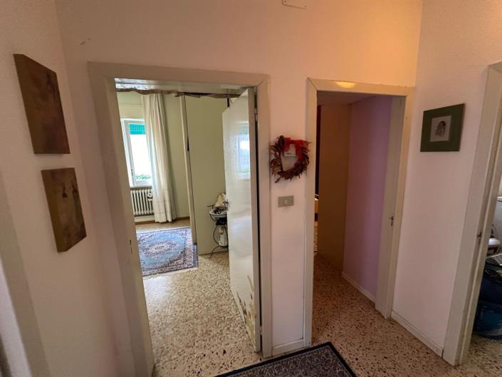 Image No.26-2 Bed Apartment for sale