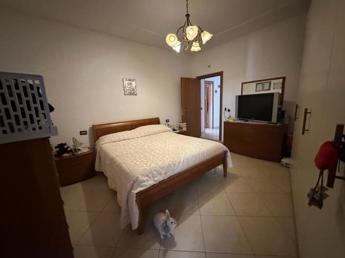 Image No.13-2 Bed Apartment for sale