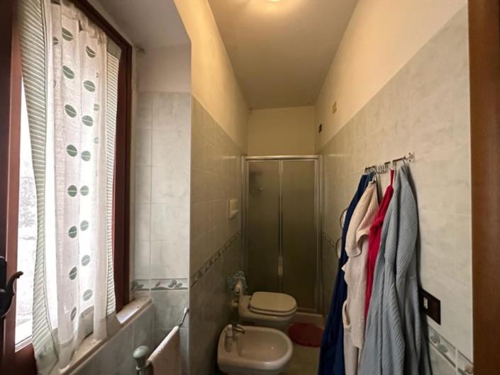 Image No.19-2 Bed Apartment for sale