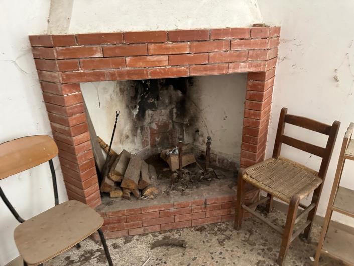 Image No.15-2 Bed Property for sale