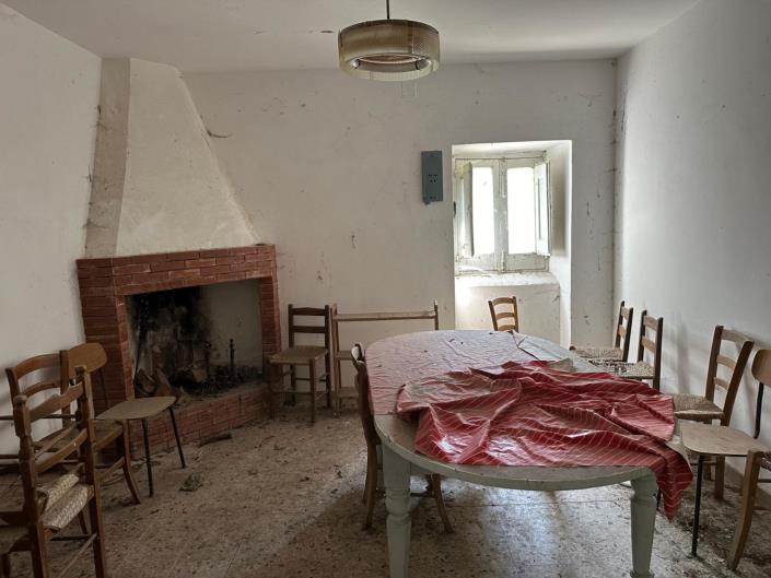 Image No.16-2 Bed Property for sale