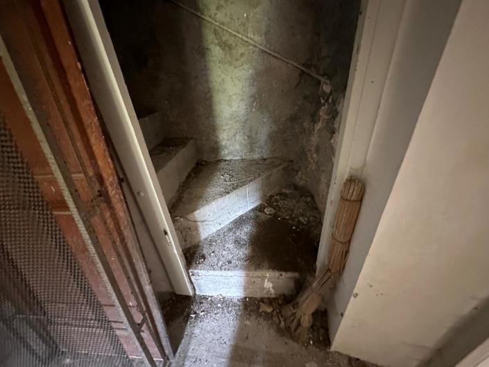 Image No.22-2 Bed Property for sale