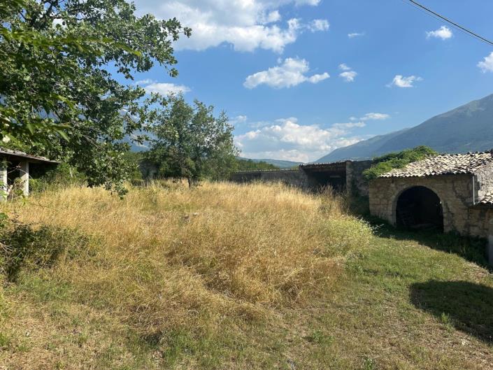 Image No.35-2 Bed Property for sale