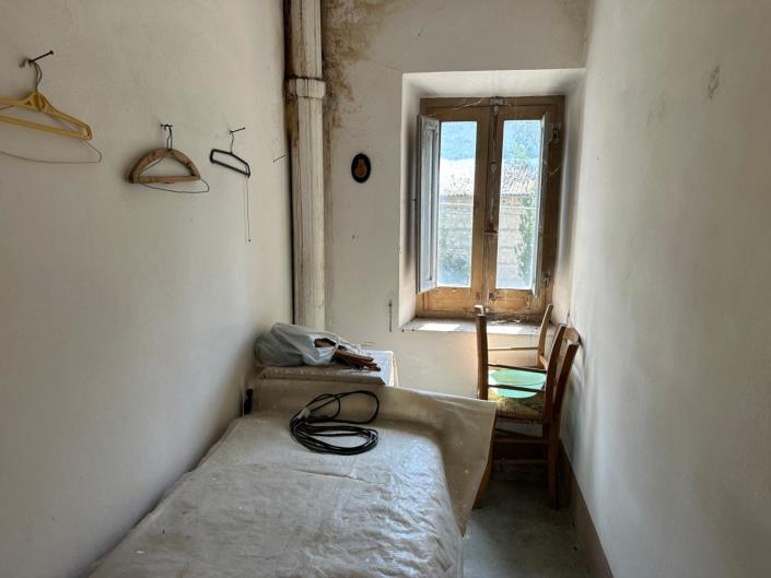 Image No.22-2 Bed House for sale