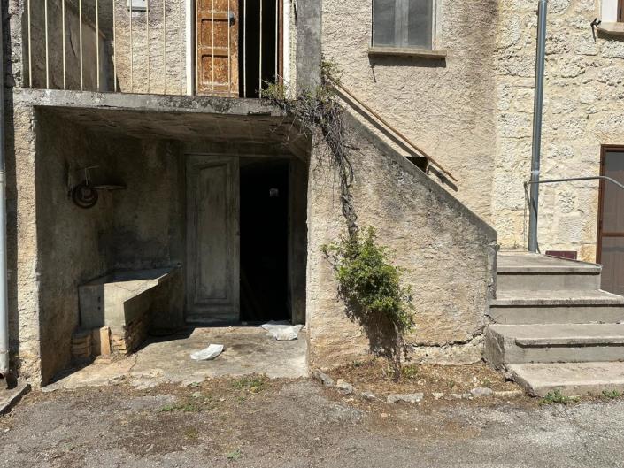 Image No.26-2 Bed House for sale