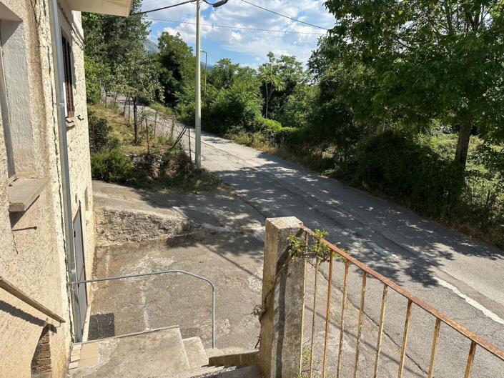 Image No.31-2 Bed House for sale