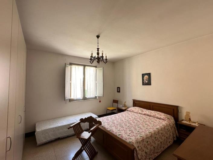 Image No.18-2 Bed Apartment for sale