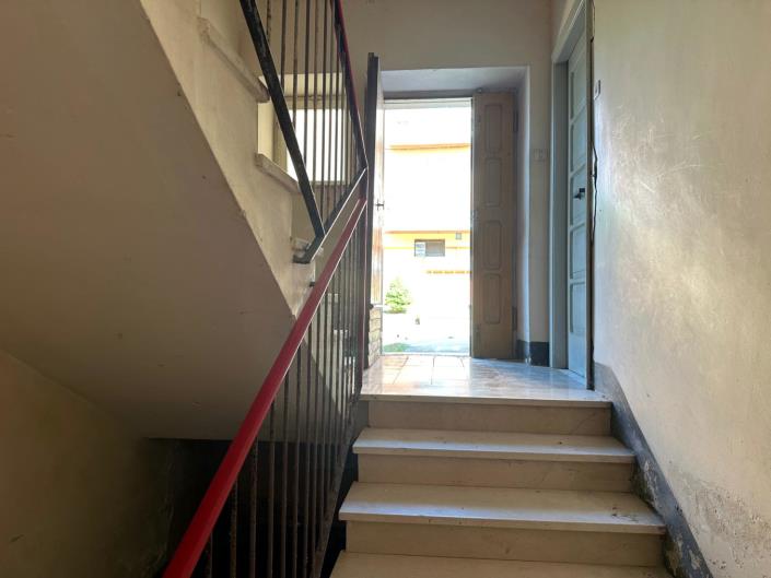 Image No.25-2 Bed Apartment for sale