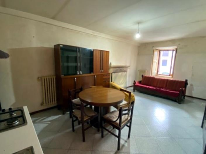 Image No.2-2 Bed Townhouse for sale