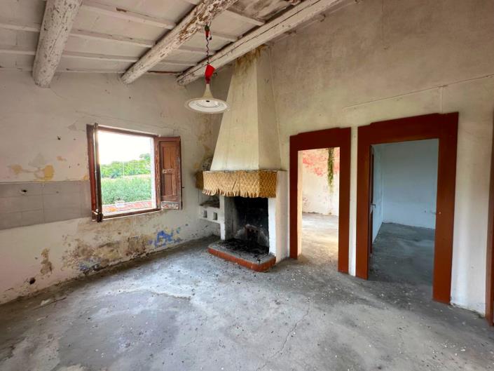 Image No.18-2 Bed Country House for sale