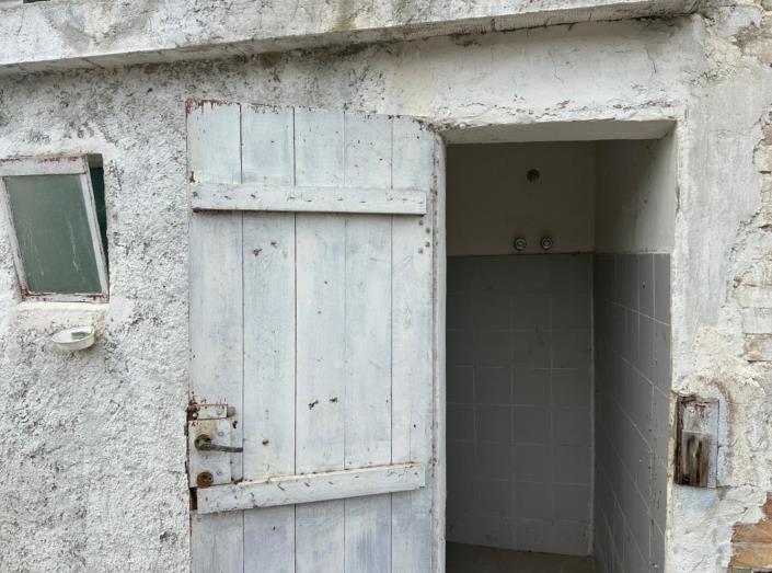 Image No.32-2 Bed Country House for sale