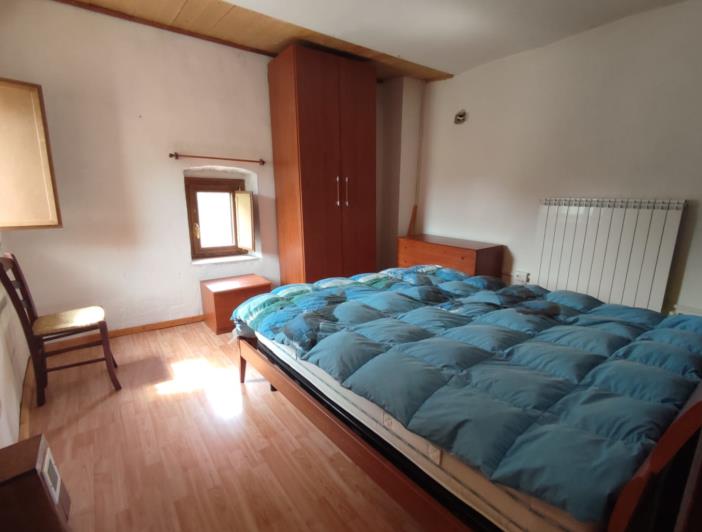 Image No.19-2 Bed Property for sale