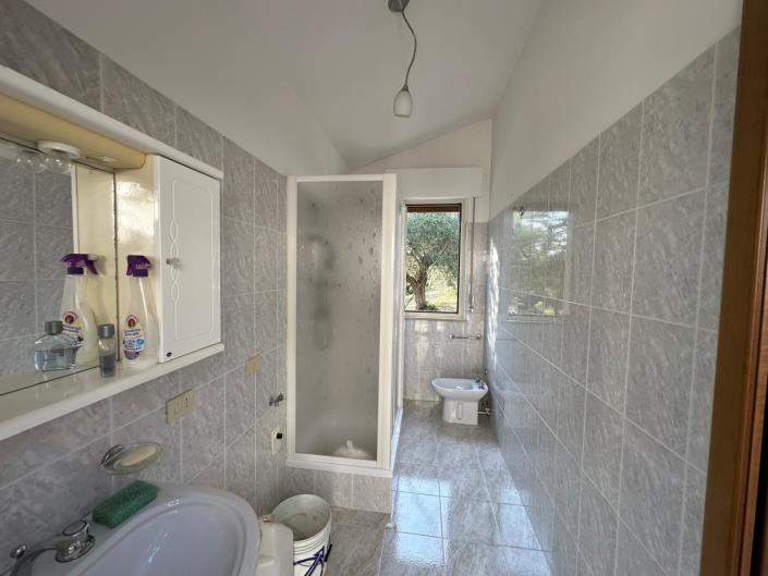 Image No.26-1 Bed Country Property for sale