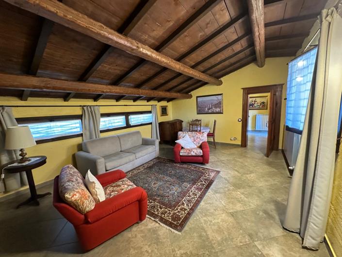 Image No.30-Propriété de 7 chambres à vendre à Pacentro