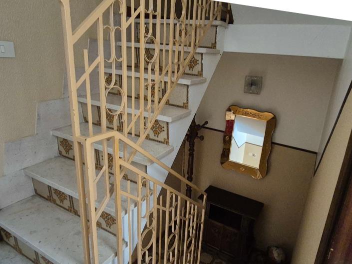 Image No.17-2 Bed House for sale