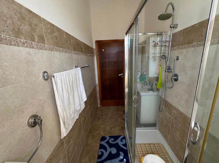 Image No.21-2 Bed Apartment for sale