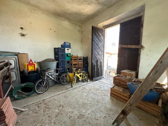 Image No.8-Cottage for sale