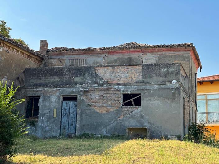 Image No.2-Farmhouse for sale